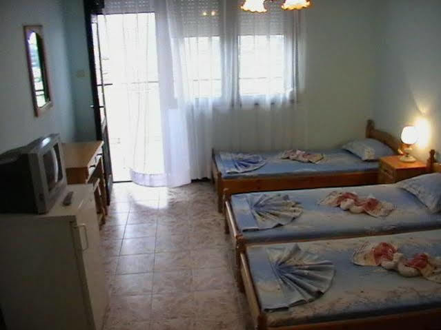 Guest House Zora Sozopol Eksteriør billede